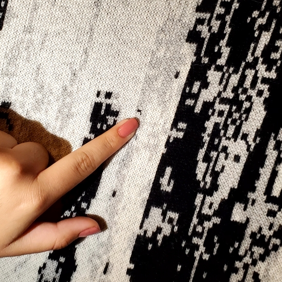 In time for Halloween 🙂Skull Cashmere blanket - Picture 6 of 6